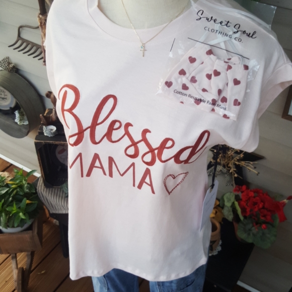 SWEET SOUL CLOTHING CO. ♡ NWT Sweet "Blessed MAMA 🤍" Short Sleeve T-Shirt S - Picture 6 of 17